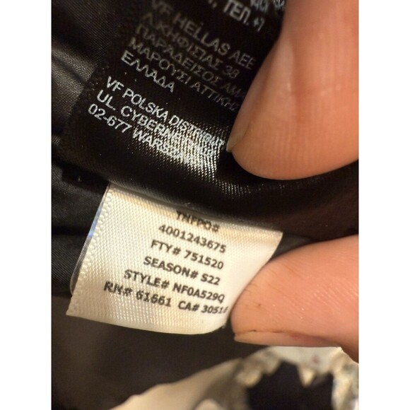 The North Face Everyday Insulated Puffer Vest Womens Large Has A Logo Black - Picture 11 of 11